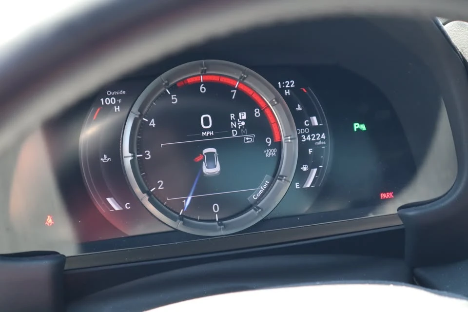 2020 Lexus LC - Image 9 of 20
