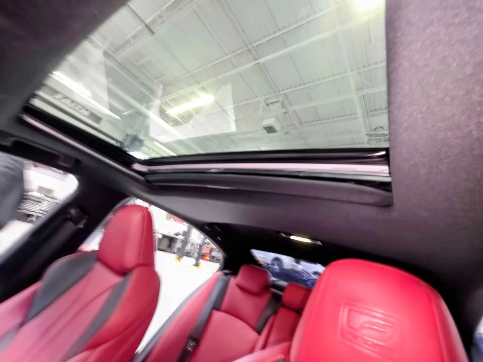 2020 Lexus ES 7th Gen - Image 7 of 10