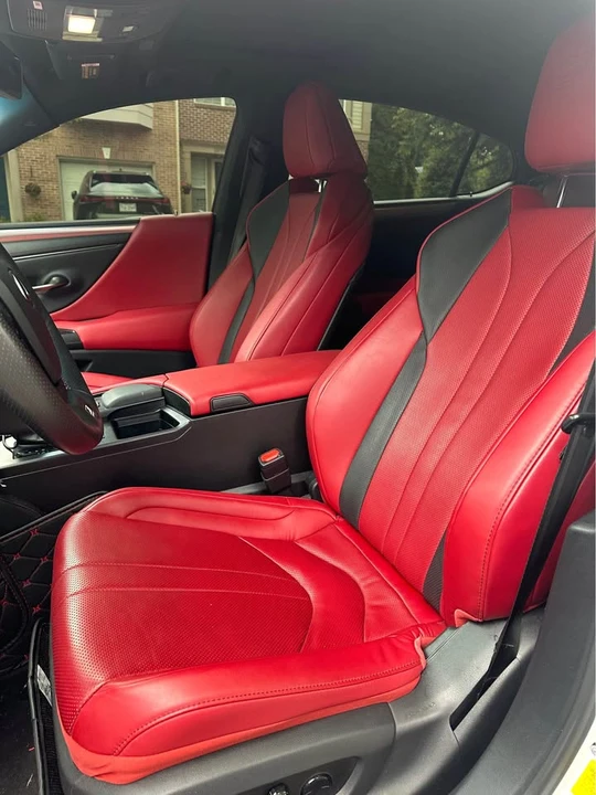 2020 Lexus ES 7th Gen - Image 4 of 10