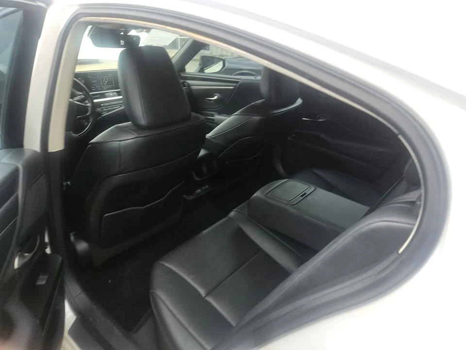 2020 Lexus ES 7th Gen - Image 5 of 5