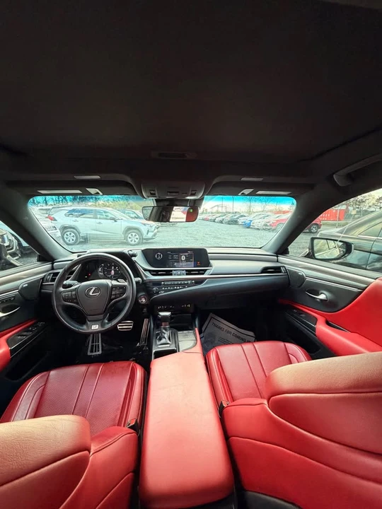 2020 Lexus ES 7th Gen - Image 7 of 11