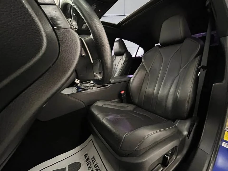 2020 Lexus ES 7th Gen - Image 5 of 13