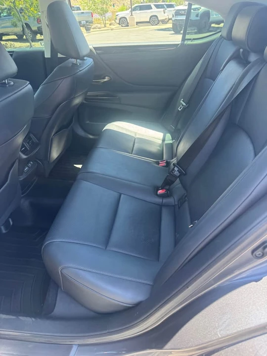 2020 Lexus ES 7th Gen - Image 7 of 7