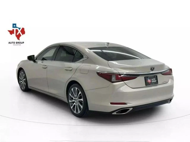 2020 Lexus ES 7th Gen - Image 6 of 12