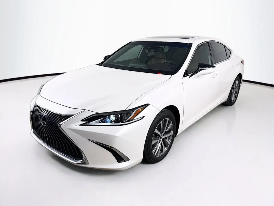 2020 Lexus ES 7th Gen - Image 2 of 19