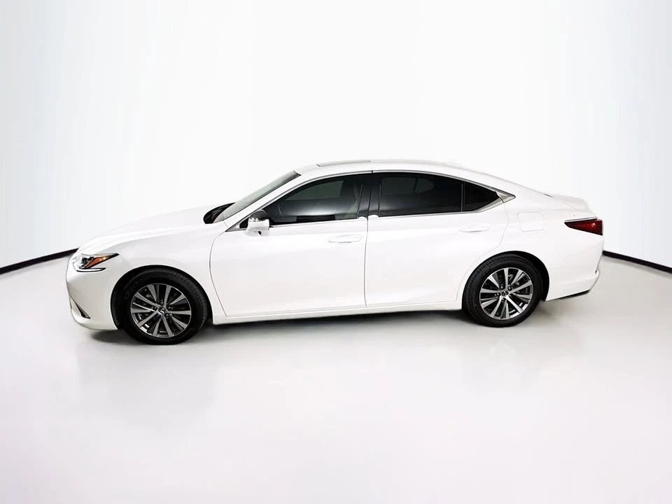 2020 Lexus ES 7th Gen - Image 3 of 19