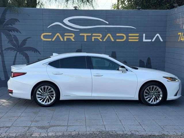 2020 Lexus ES 7th Gen - Image 6 of 21