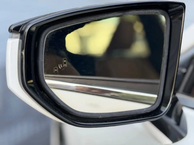 2020 Lexus ES 7th Gen - Image 19 of 21