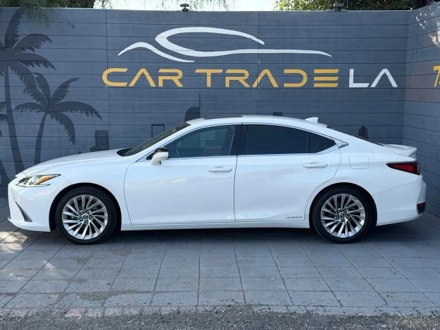 2020 Lexus ES 7th Gen - Image 2 of 21