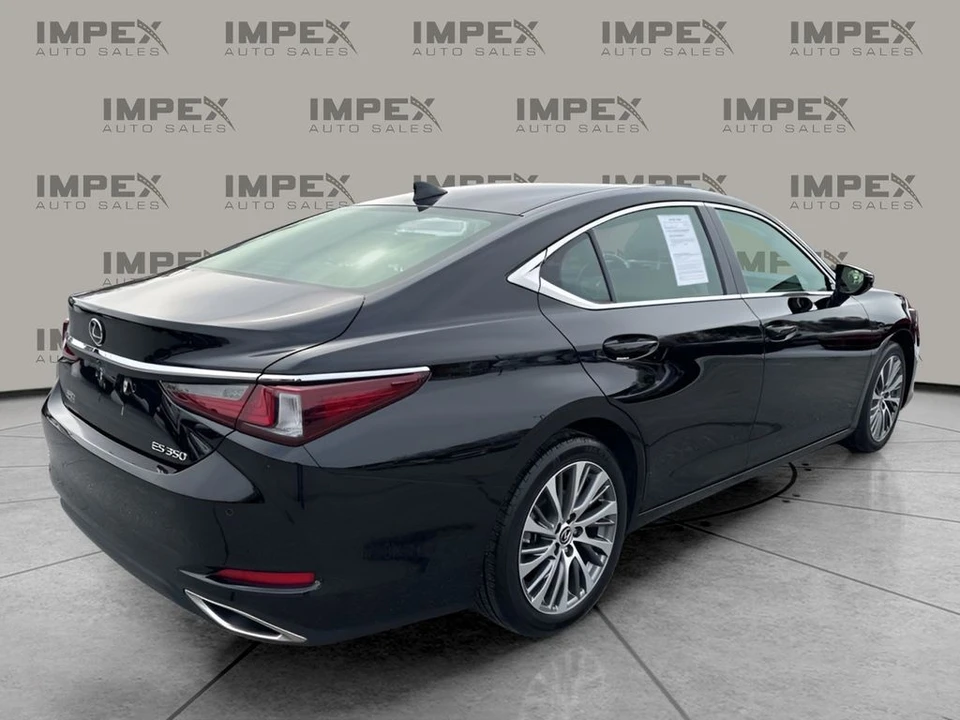 2020 Lexus ES 7th Gen - Image 5 of 12