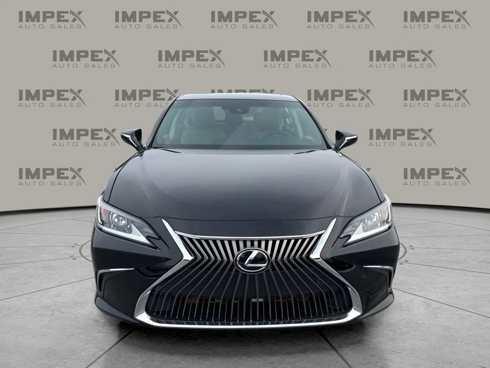 2020 Lexus ES 7th Gen - Image 8 of 12