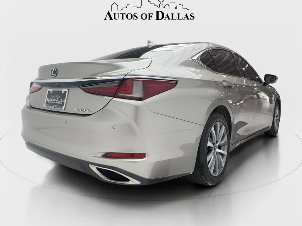 2020 Lexus ES 7th Gen - Image 9 of 21