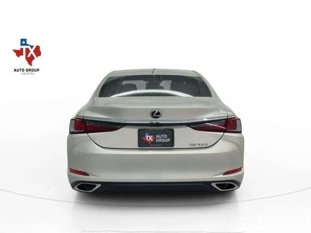 2020 Lexus ES 7th Gen - Image 7 of 12