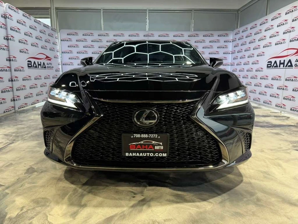 2020 Lexus ES 7th Gen - Image 3 of 21