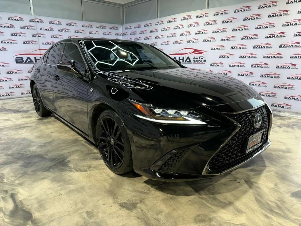2020 Lexus ES 7th Gen - Image 5 of 21