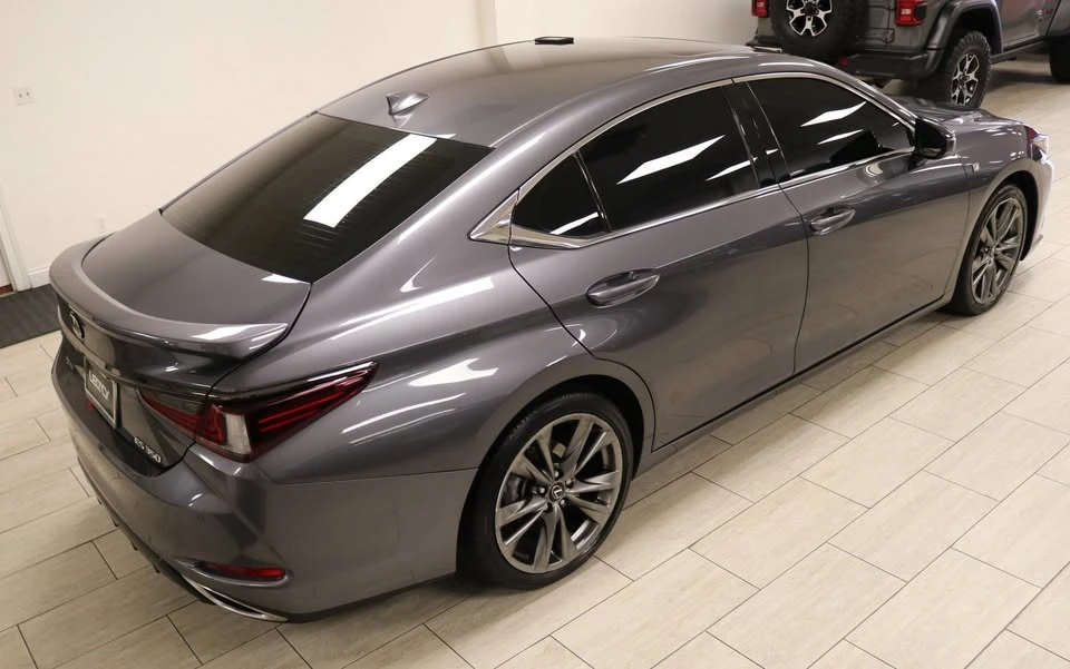 2020 Lexus ES 7th Gen - Image 20 of 20