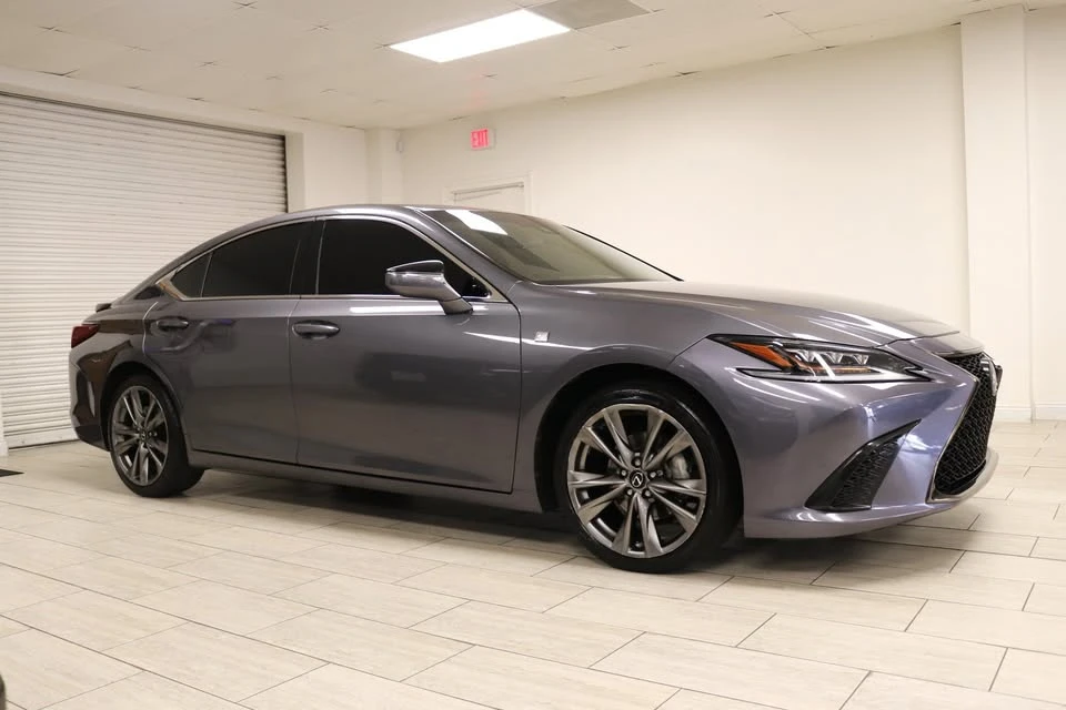2020 Lexus ES 7th Gen - Image 3 of 20