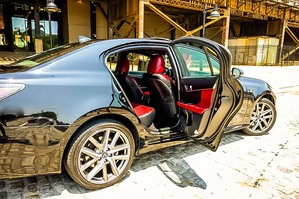 2020 Lexus GS 4th Gen - Image 18 of 20