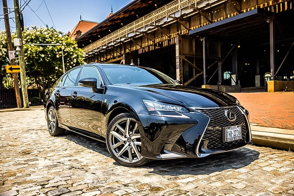 2020 Lexus GS 4th Gen - Image 15 of 20