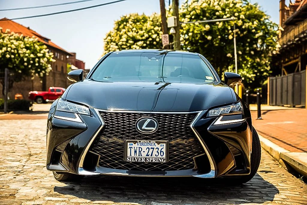 2020 Lexus GS 4th Gen - Image 16 of 20
