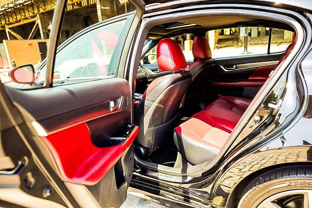 2020 Lexus GS 4th Gen - Image 10 of 20