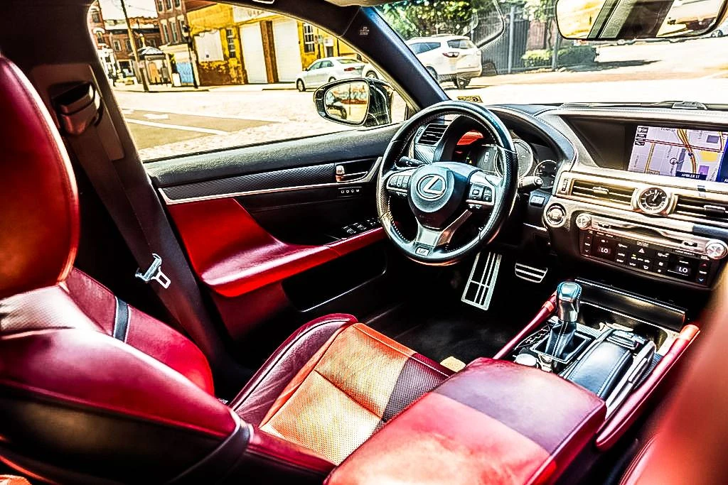2020 Lexus GS 4th Gen - Image 12 of 20