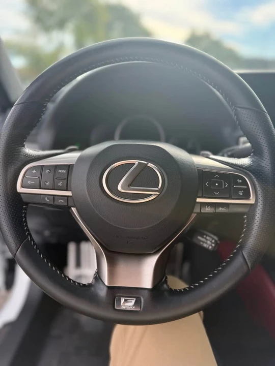 2020 Lexus GS 4th Gen - Image 11 of 14