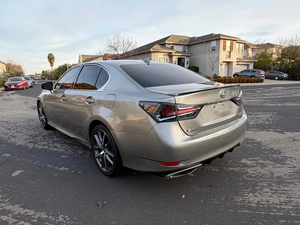 2020 Lexus GS 4th Gen - Image 6 of 11