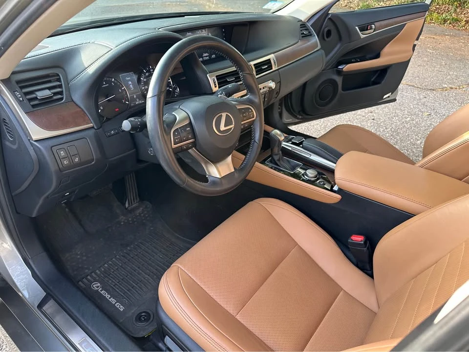 2020 Lexus GS 4th Gen - Image 7 of 19