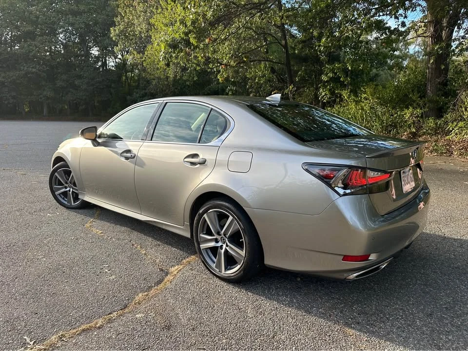 2020 Lexus GS 4th Gen - Image 5 of 19