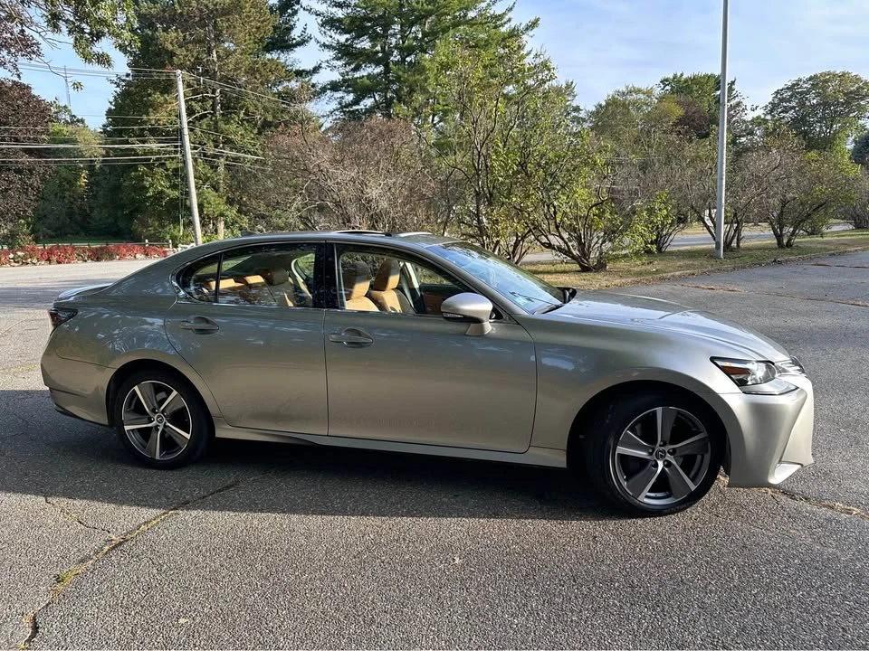 2020 Lexus GS 4th Gen - Image 2 of 19