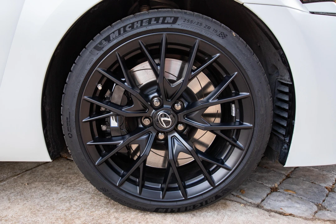 2020 Lexus GS F 4th Gen - Image 30 of 31