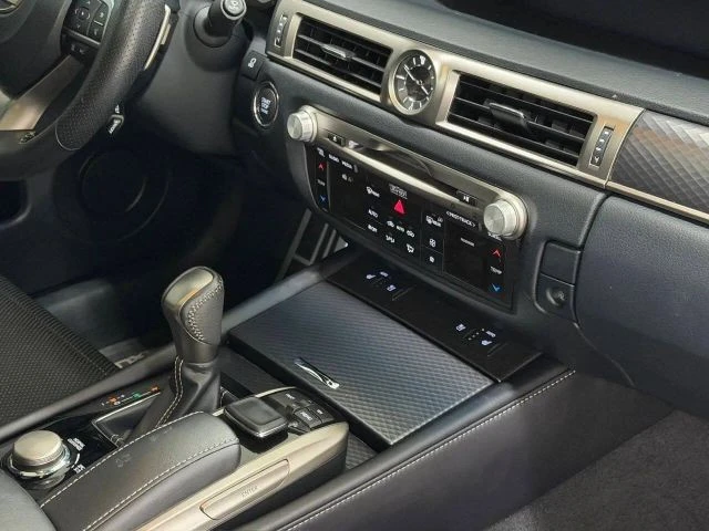 2020 Lexus GS F 4th Gen - Image 24 of 31