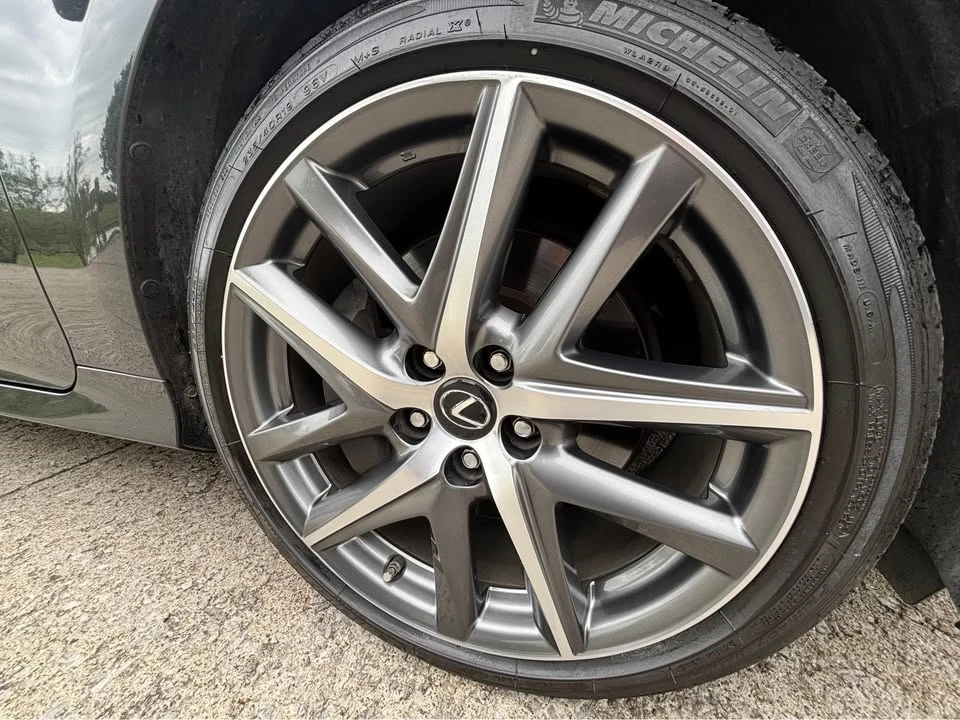 2020 Lexus GS 4th Gen - Image 12 of 13