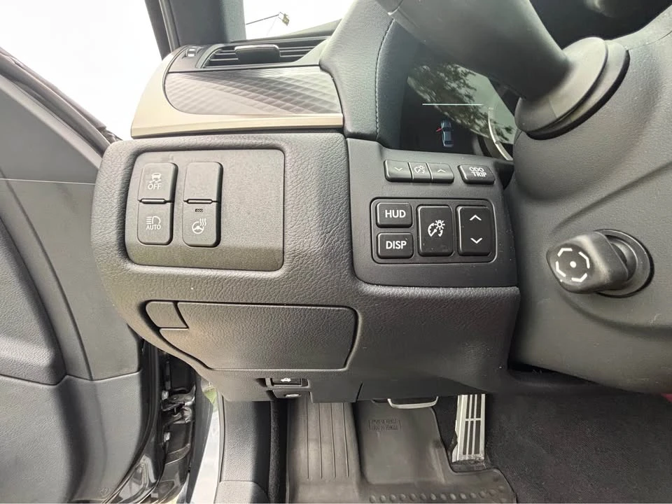 2020 Lexus GS 4th Gen - Image 7 of 13