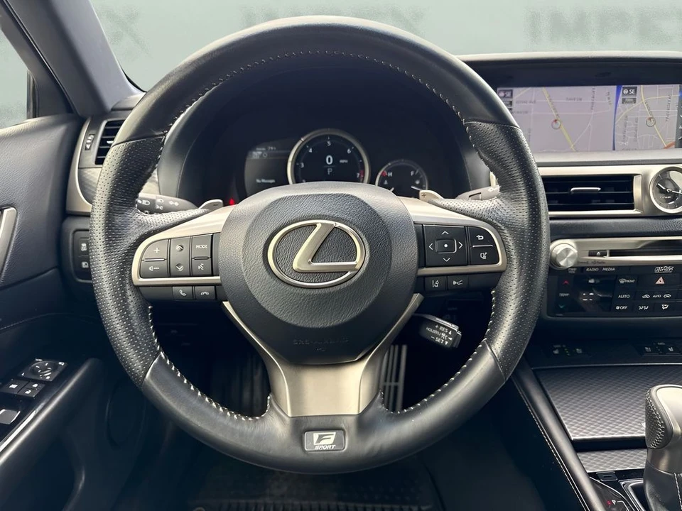 2020 Lexus GS 4th Gen - Image 15 of 31