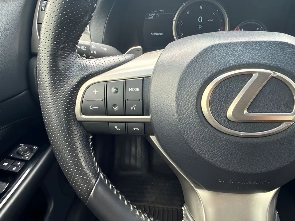 2020 Lexus GS 4th Gen - Image 16 of 31