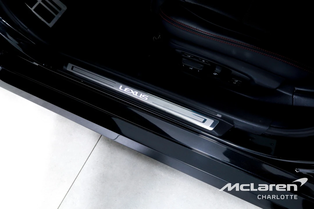 2020 Lexus GS 4th Gen - Image 16 of 21
