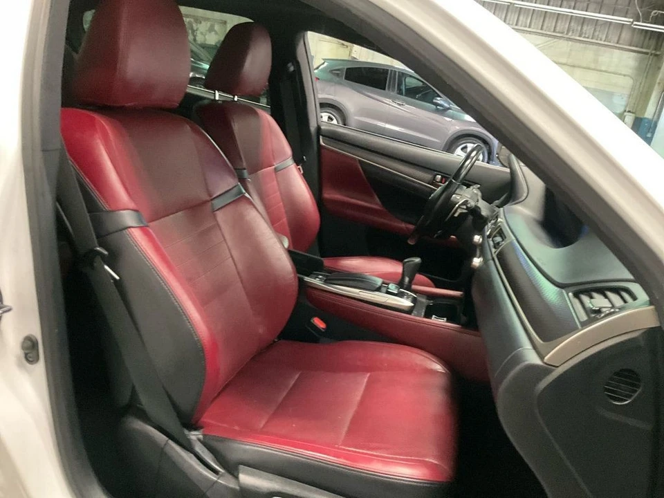 2020 Lexus GS 4th Gen - Image 12 of 13