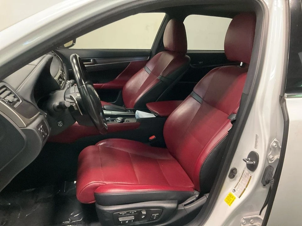 2020 Lexus GS 4th Gen - Image 9 of 13