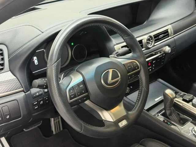 2020 Lexus GS 4th Gen - Image 25 of 31
