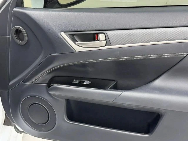2020 Lexus GS 4th Gen - Image 20 of 31