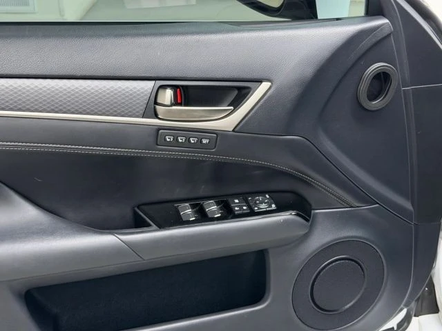 2020 Lexus GS 4th Gen - Image 22 of 31