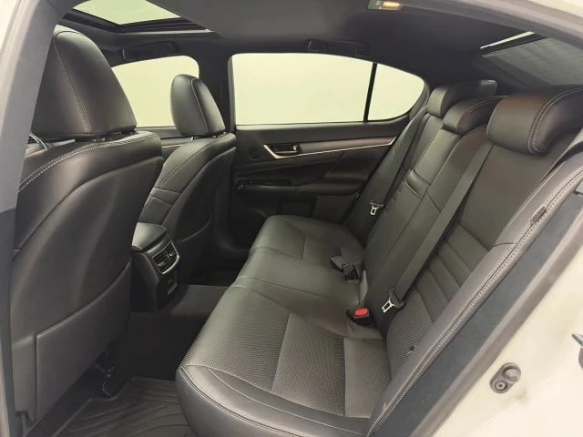 2020 Lexus GS 4th Gen - Image 17 of 31