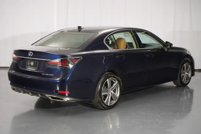 2020 Lexus GS 4th Gen - Image 11 of 31