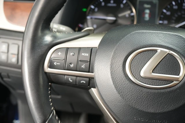 2020 Lexus GS 4th Gen - Image 28 of 31