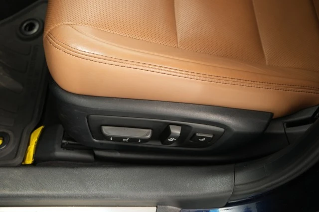 2020 Lexus GS 4th Gen - Image 23 of 31