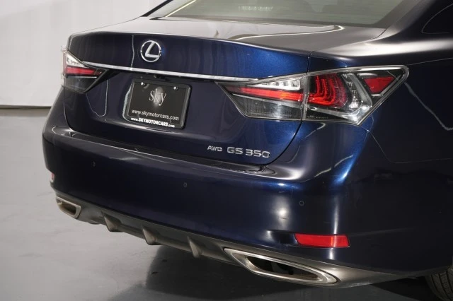 2020 Lexus GS 4th Gen - Image 10 of 31