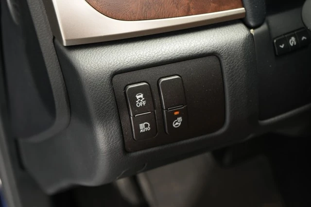 2020 Lexus GS 4th Gen - Image 26 of 31