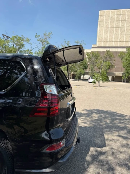 2020 Lexus GX 2nd Gen - Image 8 of 14